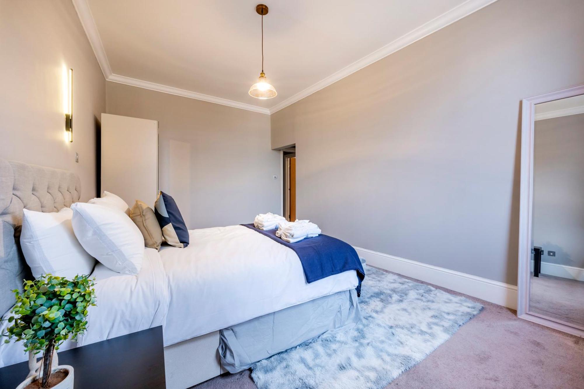 Large 1 Bedroom In Center Of London 3 Exteriör bild